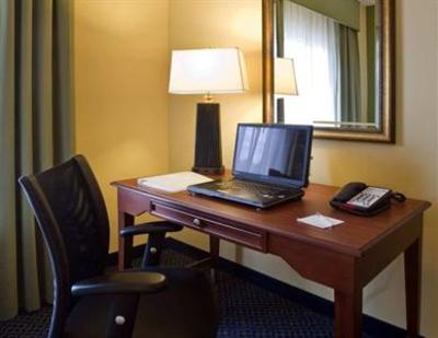 фото отеля Hampton Inn Jackson (Alabama)
