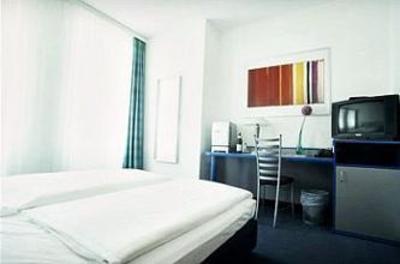 фото отеля Hotel Alt - Tegel