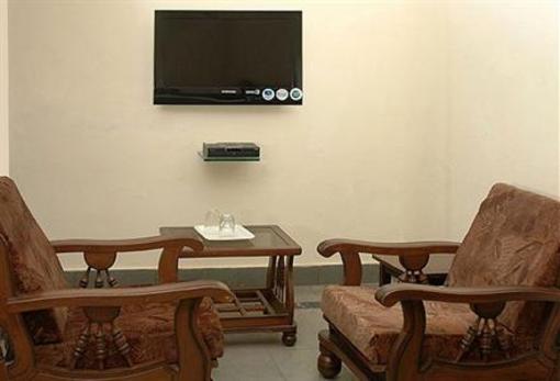 фото отеля Don Hill Hotel Candolim