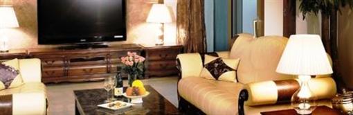 фото отеля Nakshatra Bawa Road Hotel
