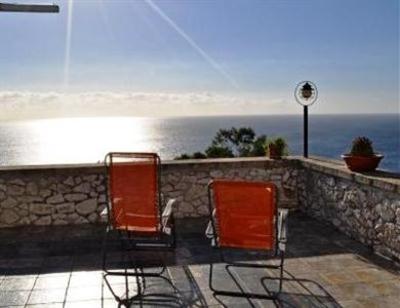 фото отеля Macchia Di Pele Bed & Breakfast Castro (Italy)