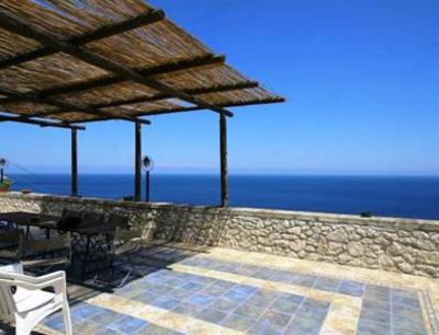 фото отеля Macchia Di Pele Bed & Breakfast Castro (Italy)