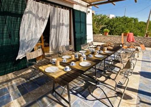 фото отеля Macchia Di Pele Bed & Breakfast Castro (Italy)