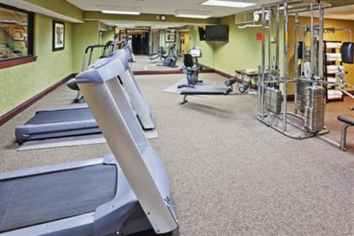 фото отеля Holiday Inn Wichita Falls (At the Falls)