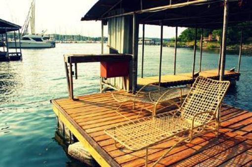 фото отеля Robin's Nest Bed and Breakfast Lakeway