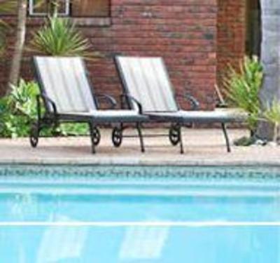 фото отеля Aziza Guesthouse George