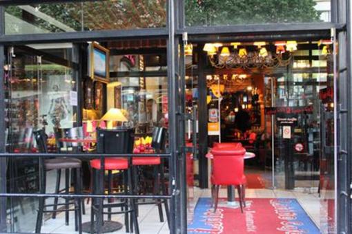 фото отеля Le Latino Cafe Hotel