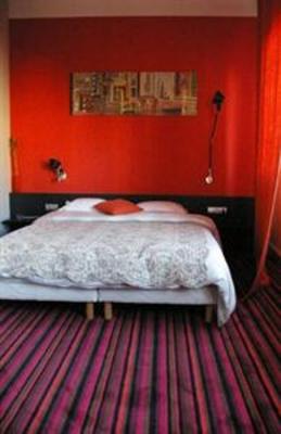фото отеля Le Latino Cafe Hotel