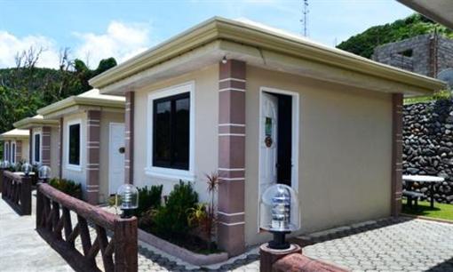 фото отеля Hannahs Beach Resort Pagudpud