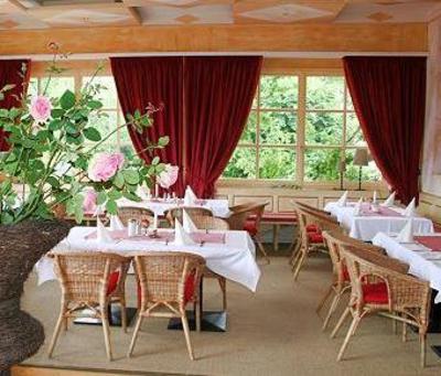 фото отеля Hotel Seegarten Bad Wiessee
