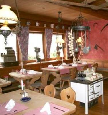 фото отеля Hotel Seegarten Bad Wiessee