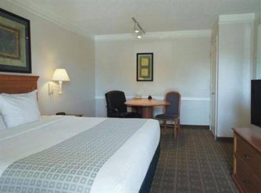 фото отеля La Quinta Inn Albuquerque Airport