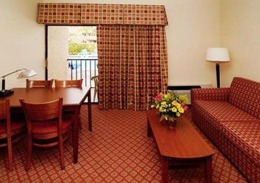 фото отеля Comfort Inn Bonita Springs