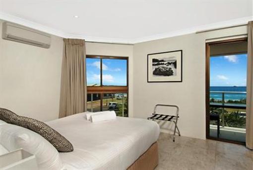 фото отеля Bayview Beachfront Apartments Byron Bay