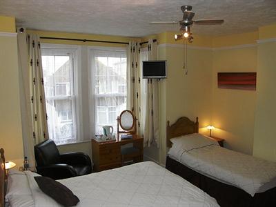 фото отеля Kingswinford Guest House Paignton