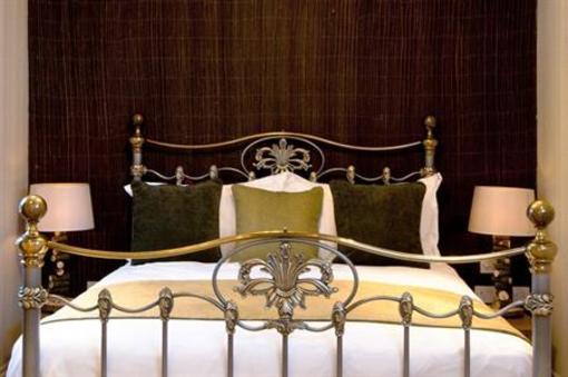 фото отеля The Lazy Cow Hotel Warwick