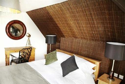 фото отеля The Lazy Cow Hotel Warwick
