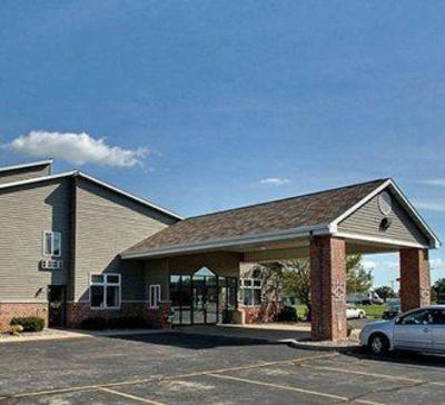 фото отеля Econo Lodge Inn & Suites Green Bay