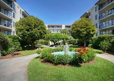 фото отеля The Beach Club Residences Saint Simons Island