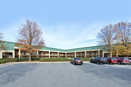 фото отеля Americas Best Value Inn Greensboro