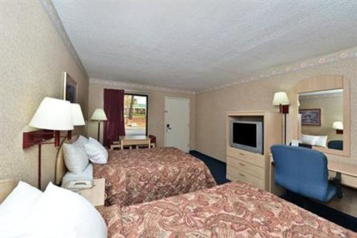 фото отеля Americas Best Value Inn Greensboro