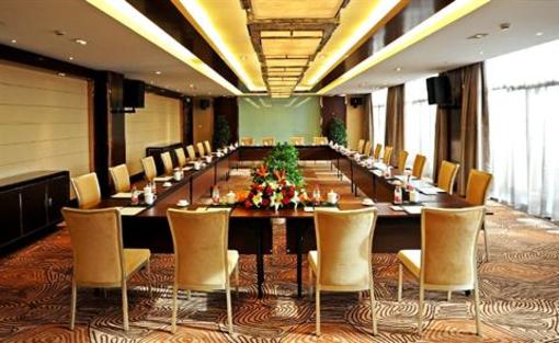 фото отеля Landison Hotel