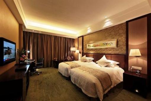 фото отеля Landison Hotel