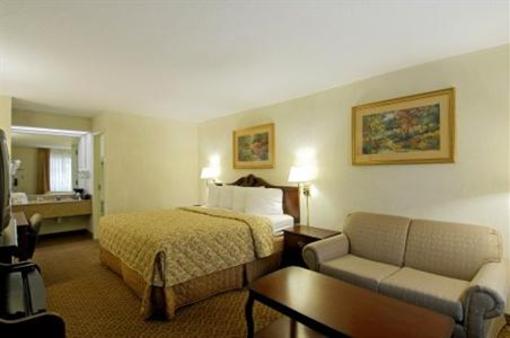 фото отеля BEST WESTERN Pinehurst Inn