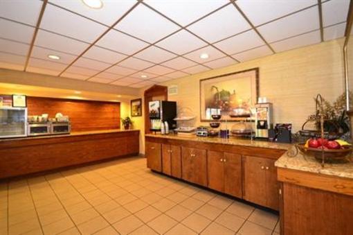 фото отеля BEST WESTERN Pinehurst Inn