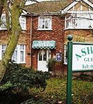 фото отеля Ashtrees Guest House Cambridge