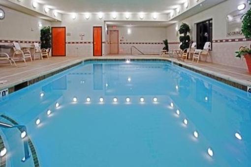 фото отеля Holiday Inn Express Hotel & Suites Cheyenne