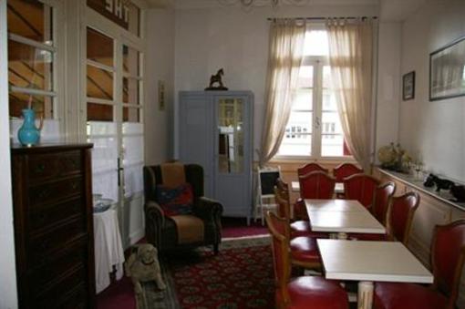 фото отеля Hostellerie De La Roseraie Cazaubon