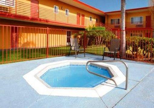 фото отеля Quality Inn & Suites Anaheim at the Park