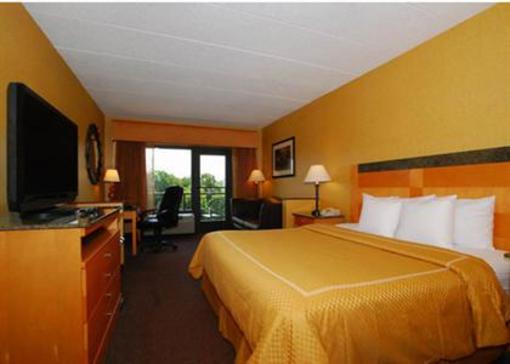 фото отеля Comfort Suites Southpark