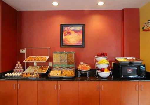 фото отеля Comfort Suites Southpark
