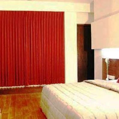фото отеля 9 Marks Inn Bangalore