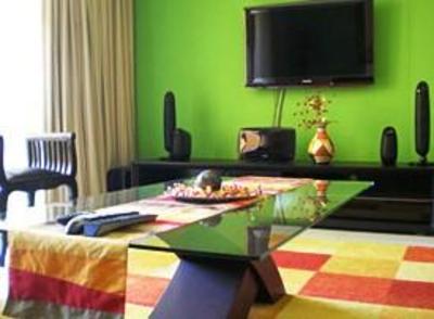 фото отеля Island Letting - Crystal Towers Residences