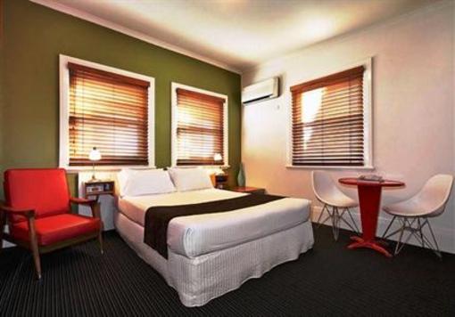 фото отеля Tolarno Hotel Melbourne