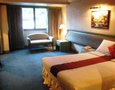 фото отеля Sawasdee Lang Suan Inn Bangkok