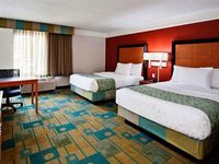 La Quinta Inn and Suites Tampa USF