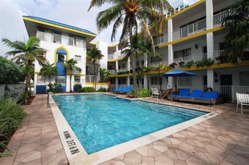 фото отеля Avalon Waterfront Inns Beach Resort