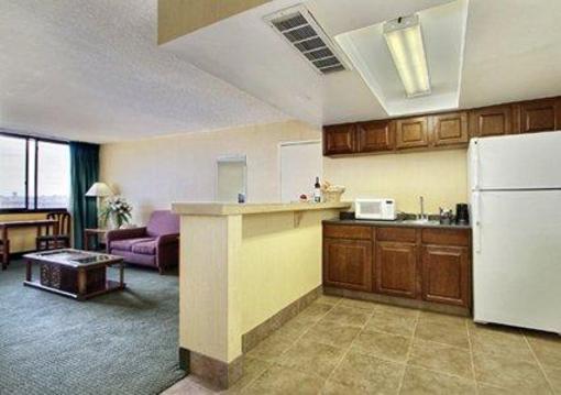фото отеля Quality Inn Central Denver