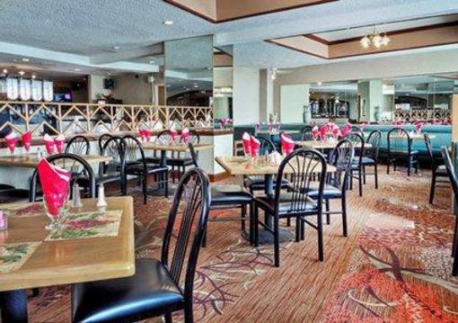 фото отеля Quality Inn Central Denver