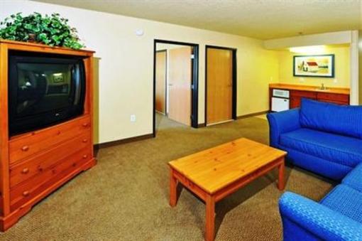 фото отеля Holiday Inn Express Phoenix -I-10 West Goodyear