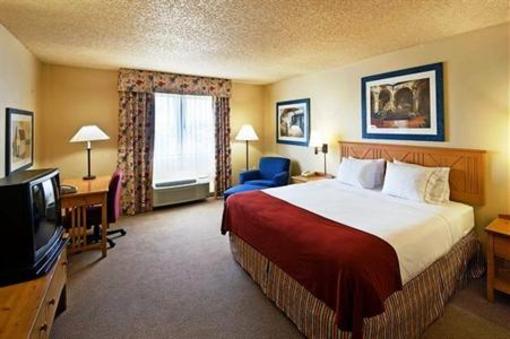 фото отеля Holiday Inn Express Phoenix -I-10 West Goodyear