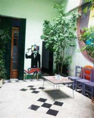 фото отеля Vi Luz Y Entre Hostel Buenos Aires