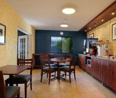фото отеля Howard Johnson Austin TX