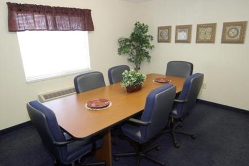фото отеля Candlewood Suites Newport News