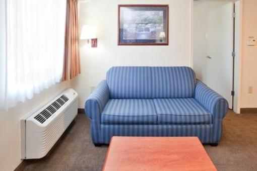 фото отеля Candlewood Suites Newport News