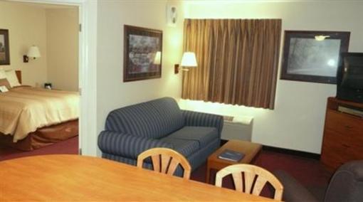 фото отеля Candlewood Suites Newport News
